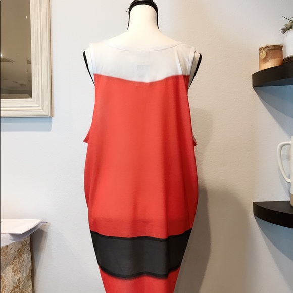 Santa Clause workout tank top NWT - Picture 3 of 7